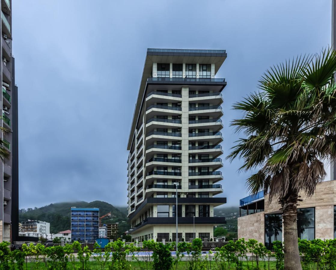 Green Side Apart Hotel Batumi Exterior foto